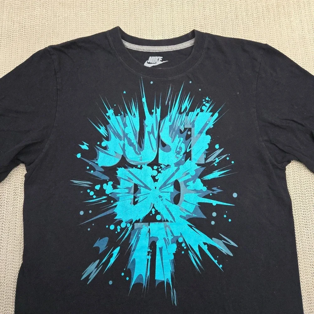 Nike Sportswear Shirt Mens Small Black Just Do It Graphic Tee Short Sleeve